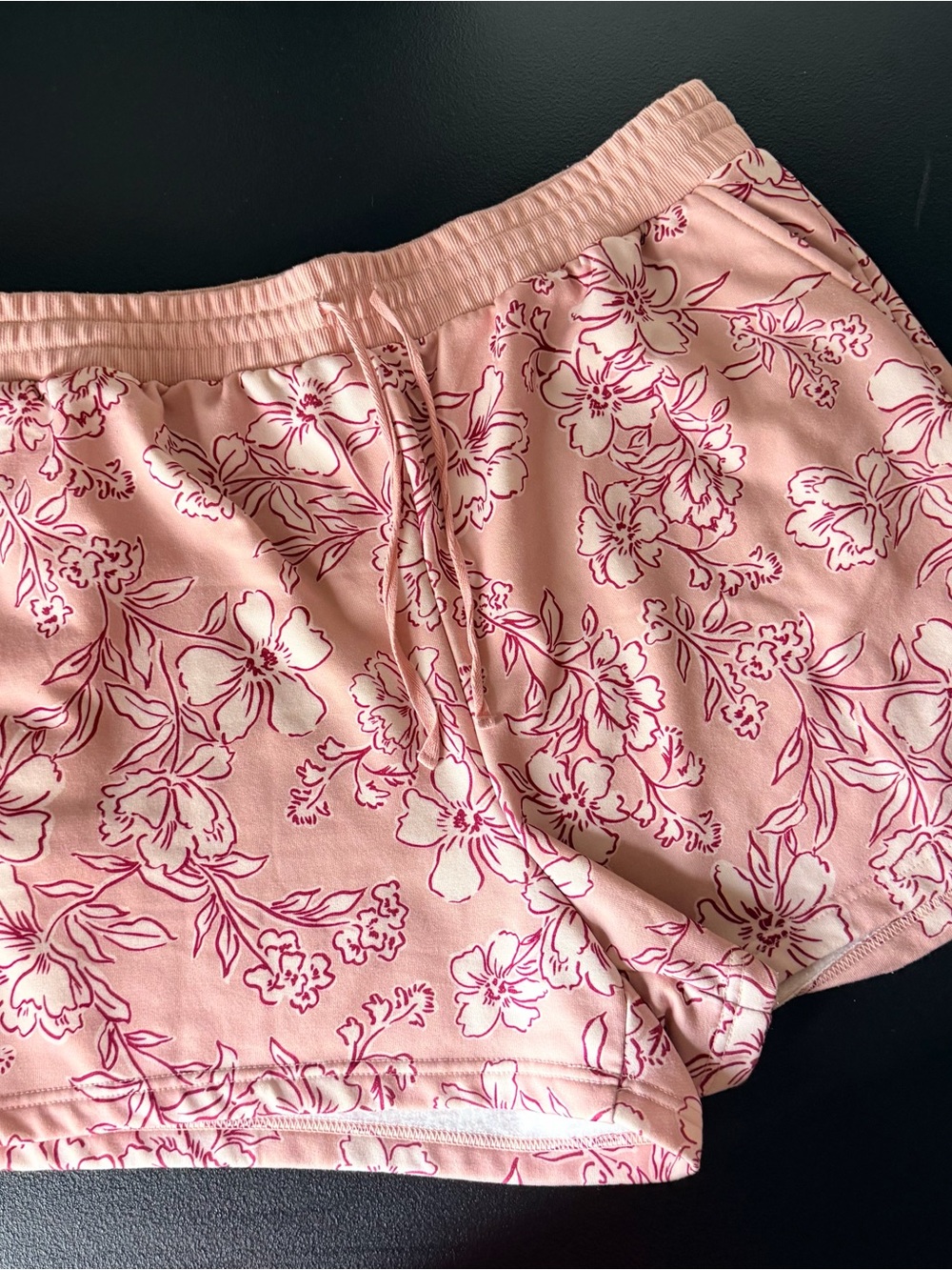 Adore Me Leslie Blush Pink Lounge cropped sweatshirt and shorts set - Picture 4 of 7